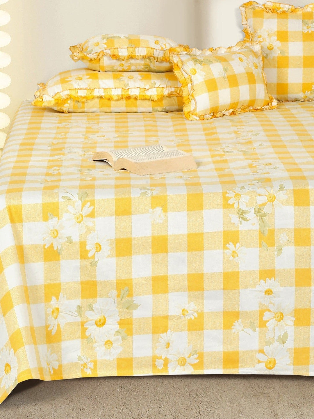 Gingham floral bedsheet set, yellow & white