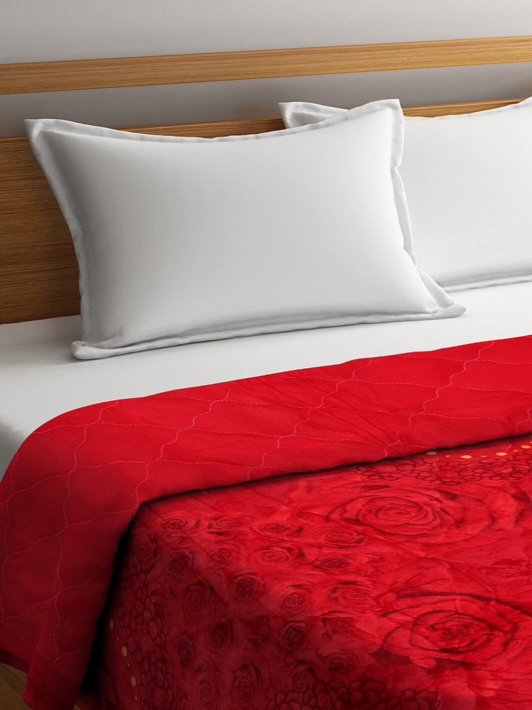 Red floral printed double bed quilt
