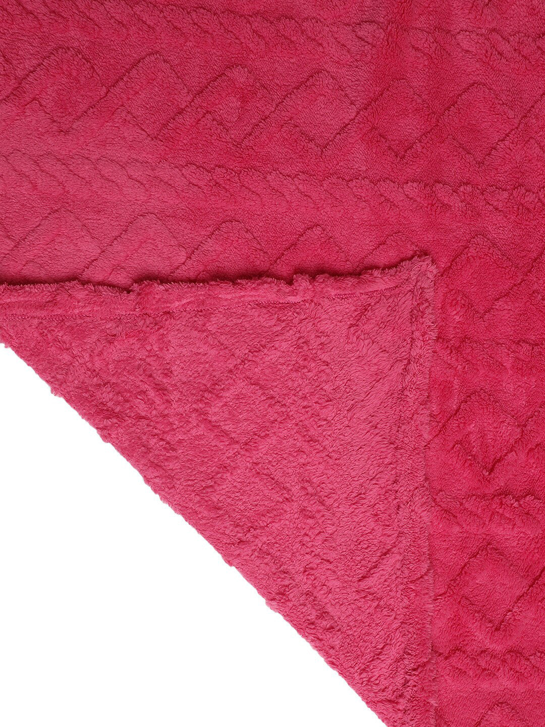 Pink geometric mild winter double bed blanket