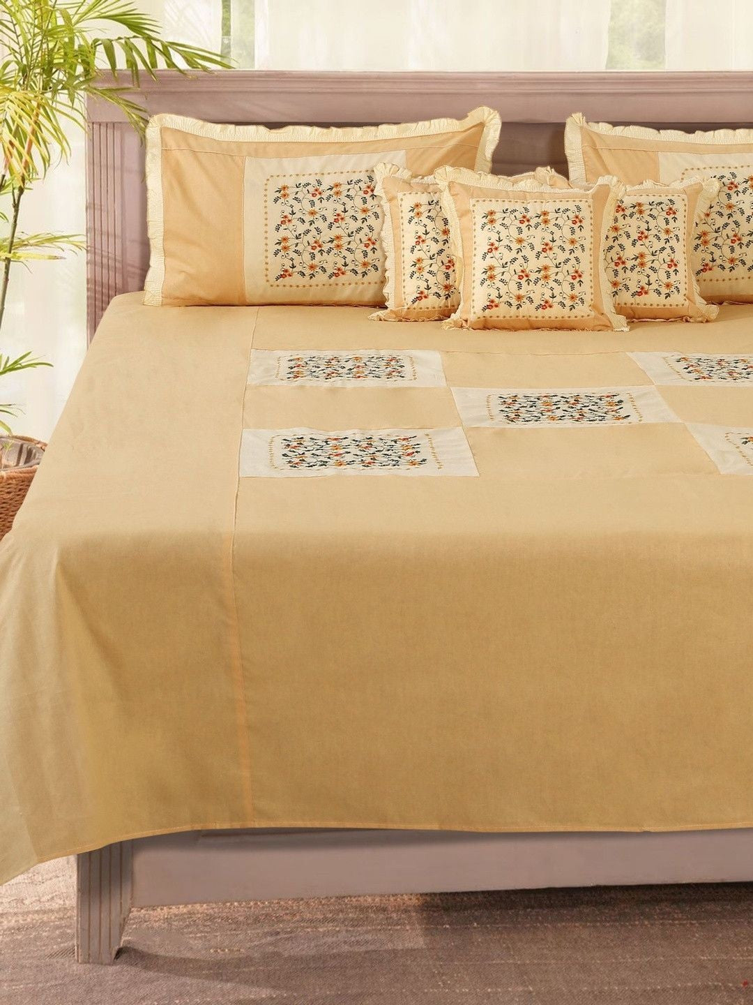 Beige floral printed cotton king bedsheet set