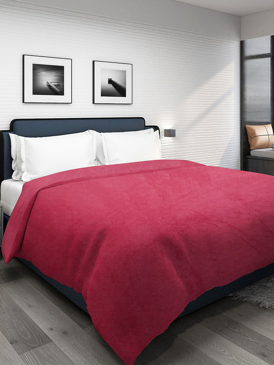 Pink geometric mild winter double bed blanket