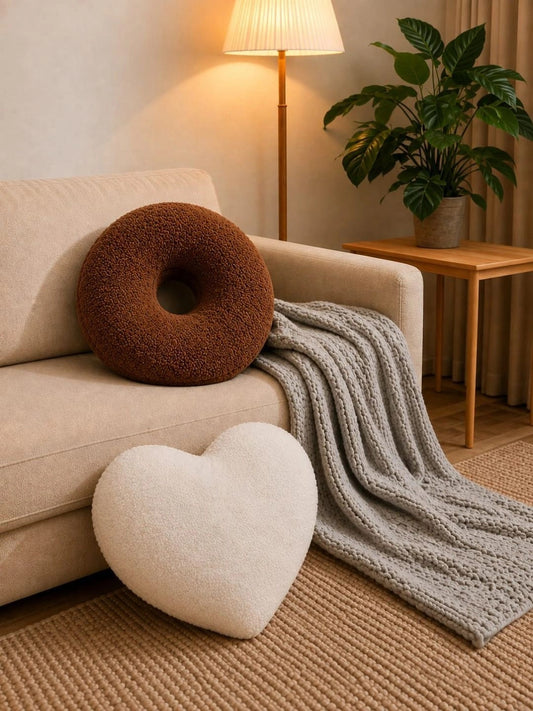 Heart & doughnut cushions, set of 2