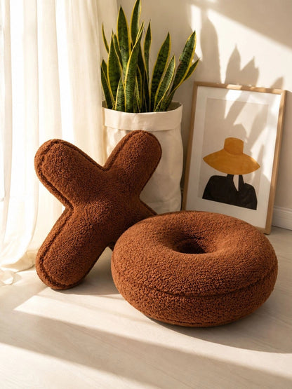 Brown heart & circle shape cushions, set of 2