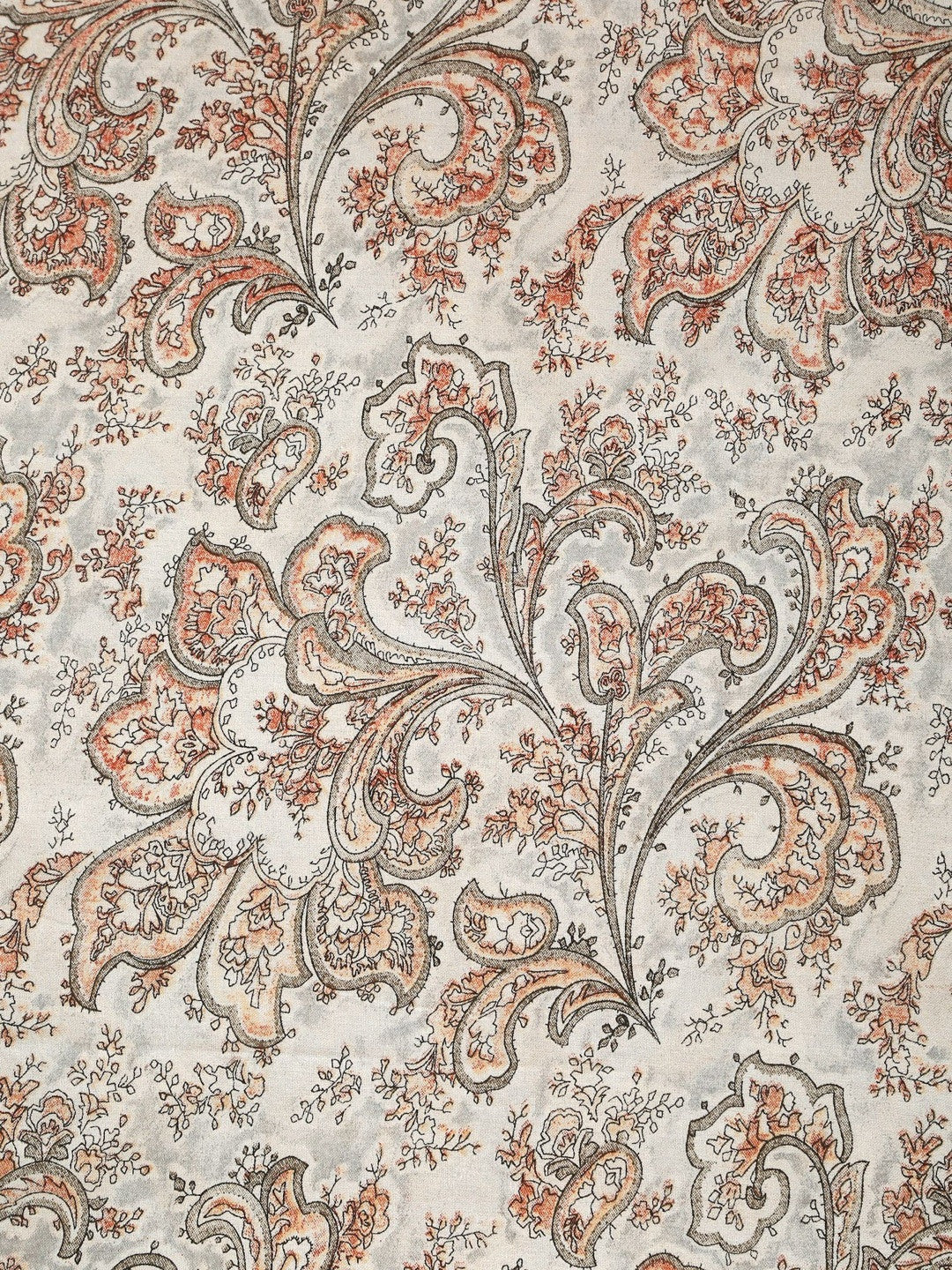 Peach-coloured & beige king bedsheet