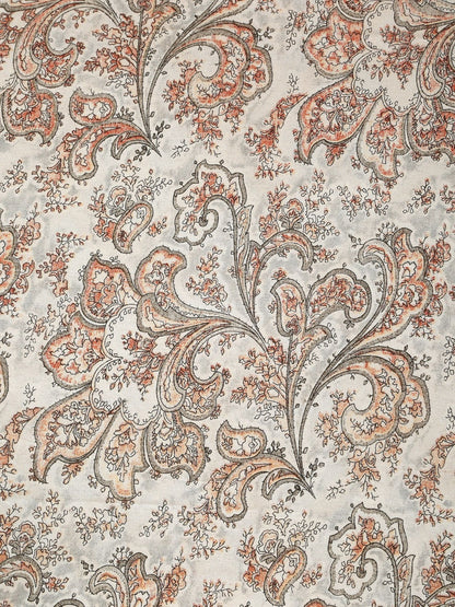 Peach-coloured & beige king bedsheet