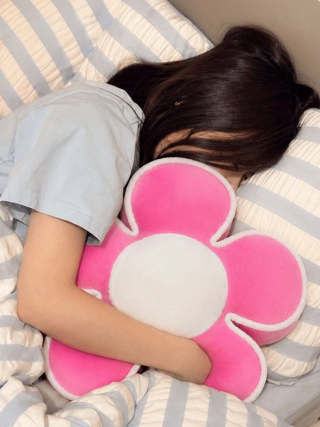 Pink cotton flower shape cushions