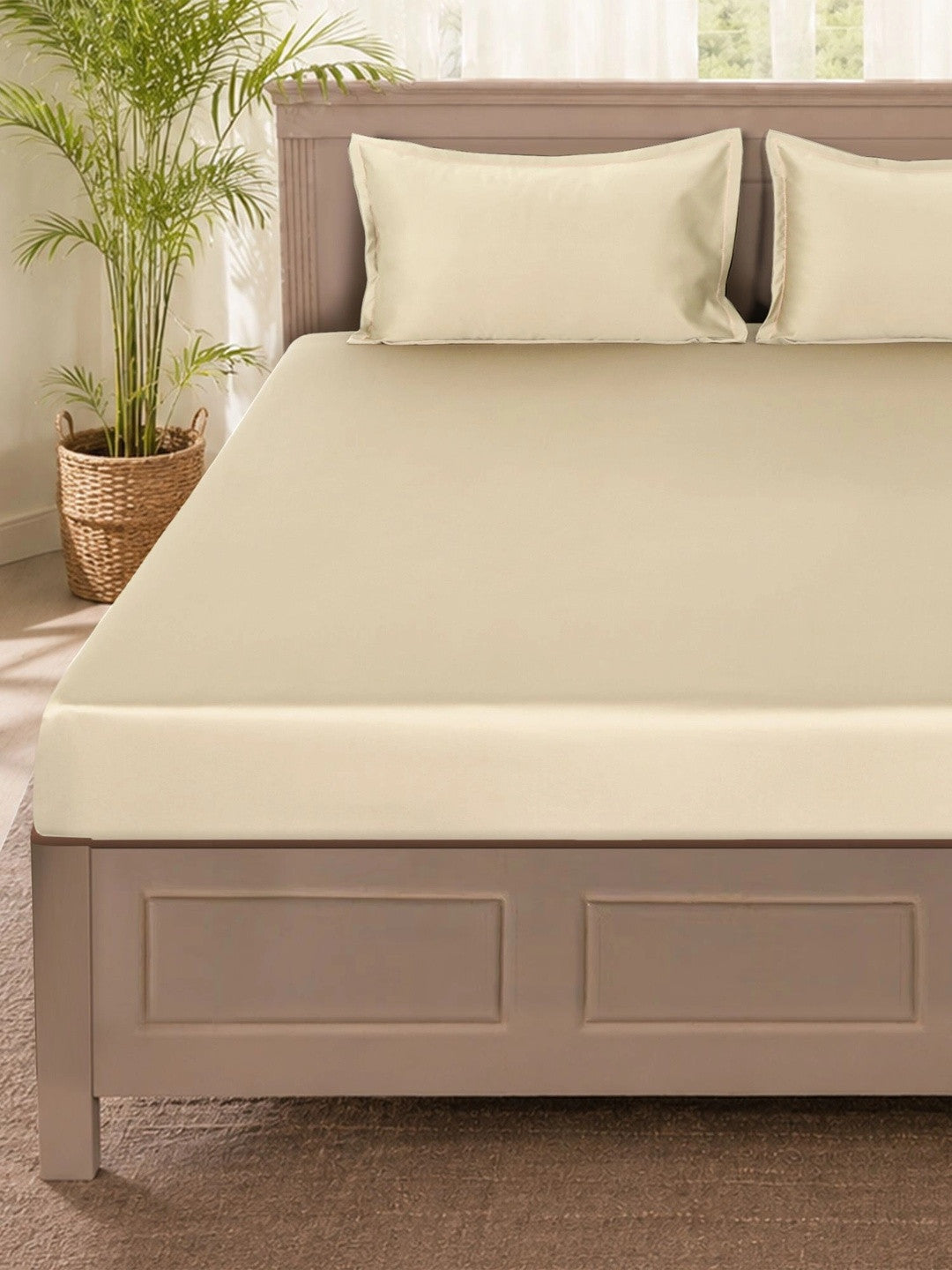 Cream-coloured king bedsheet