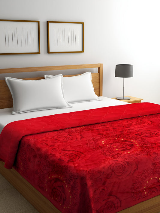 Red & black floral microfiber mild winter double bed quilt