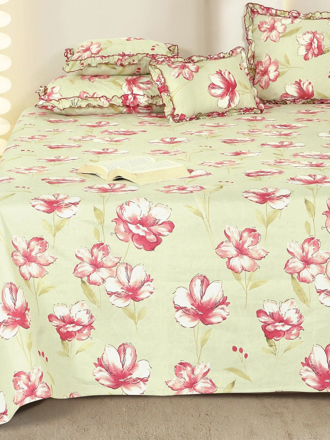 Green & pink floral king bedsheet