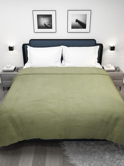 Lime green geometric fur mild winter double bed blanket