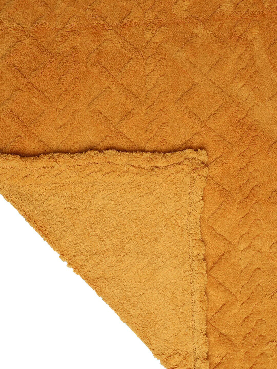 Brown geometric mild winter double bed blanket