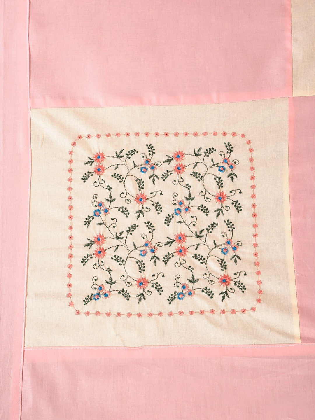 Pink floral bedsheet