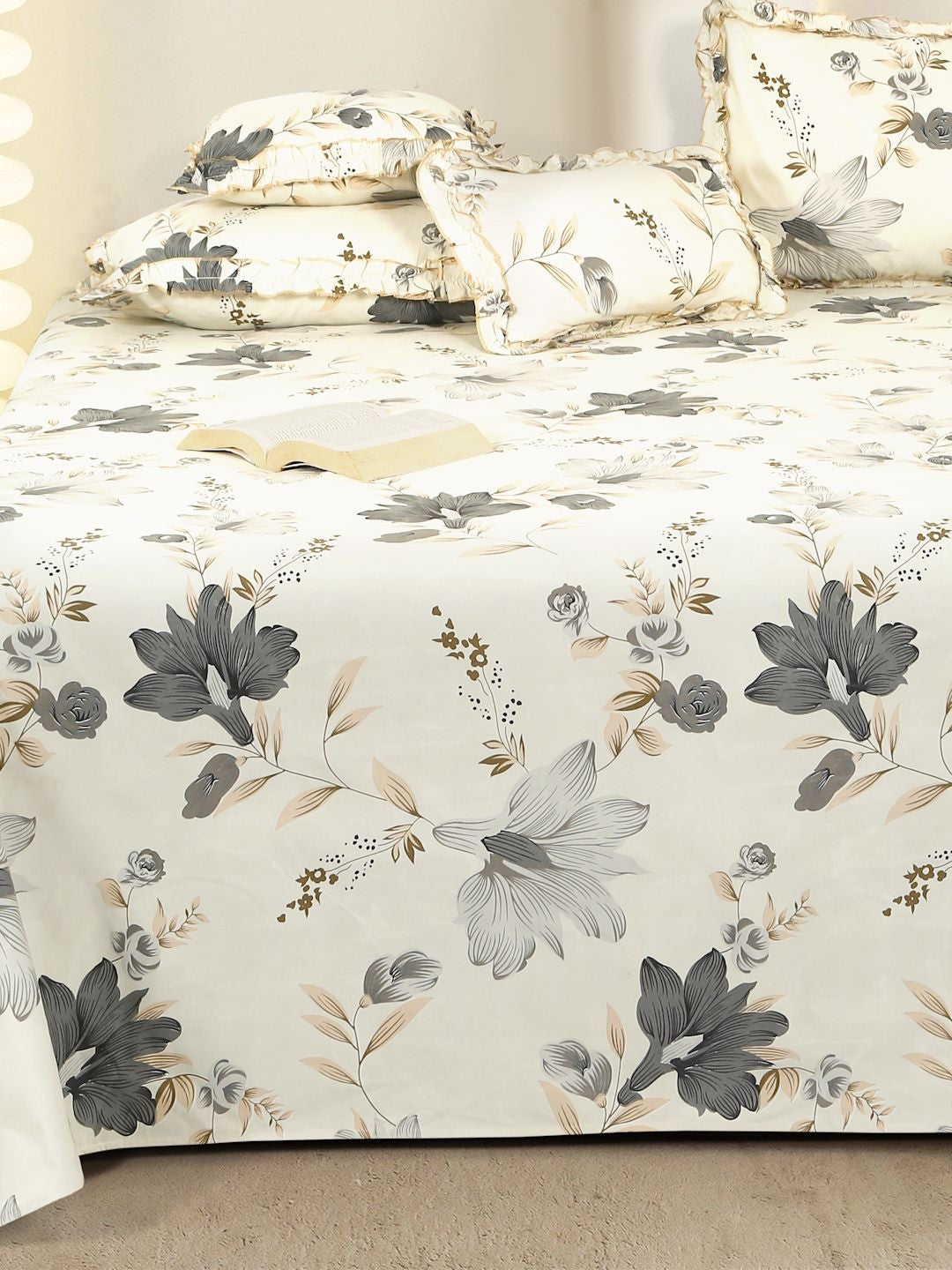 Grey printed cotton double queen bedsheet, white & grey
