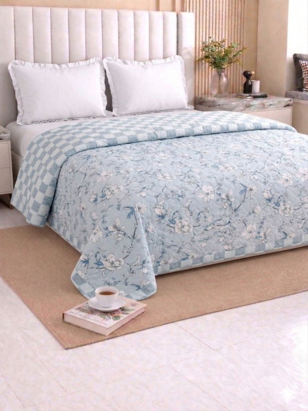 Blue & light blue floral AC room dohar