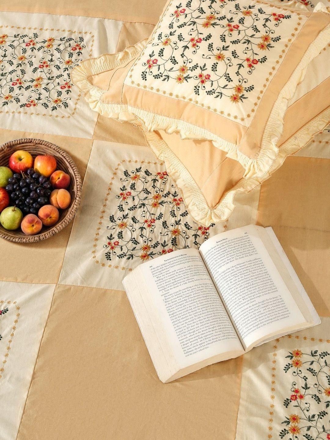 Beige floral printed cotton king bedsheet set