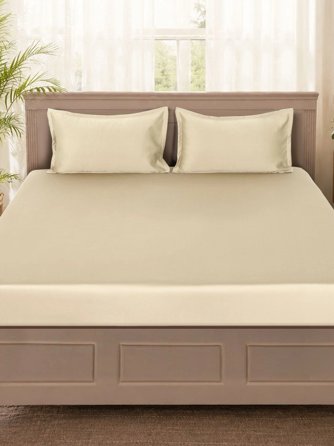 Cream-coloured king bedsheet
