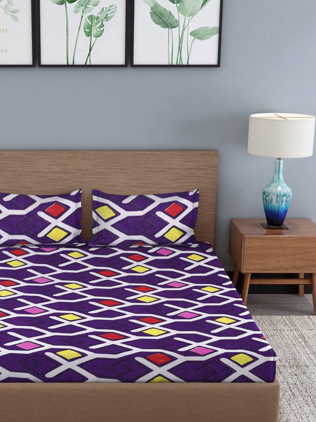 Purple geometric cotton king bedsheet, purple & red