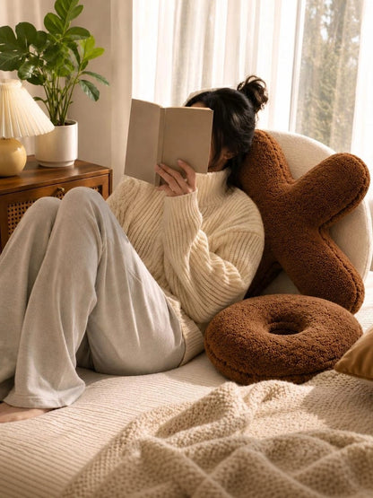 Brown heart & circle shape cushions, set of 2