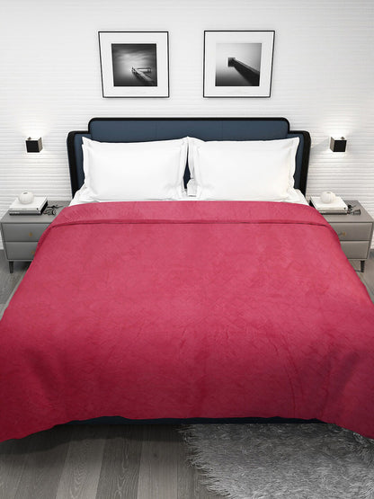 Pink geometric mild winter double bed blanket
