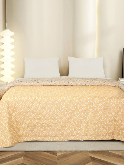 Orange & peach-coloured floral AC room dohar