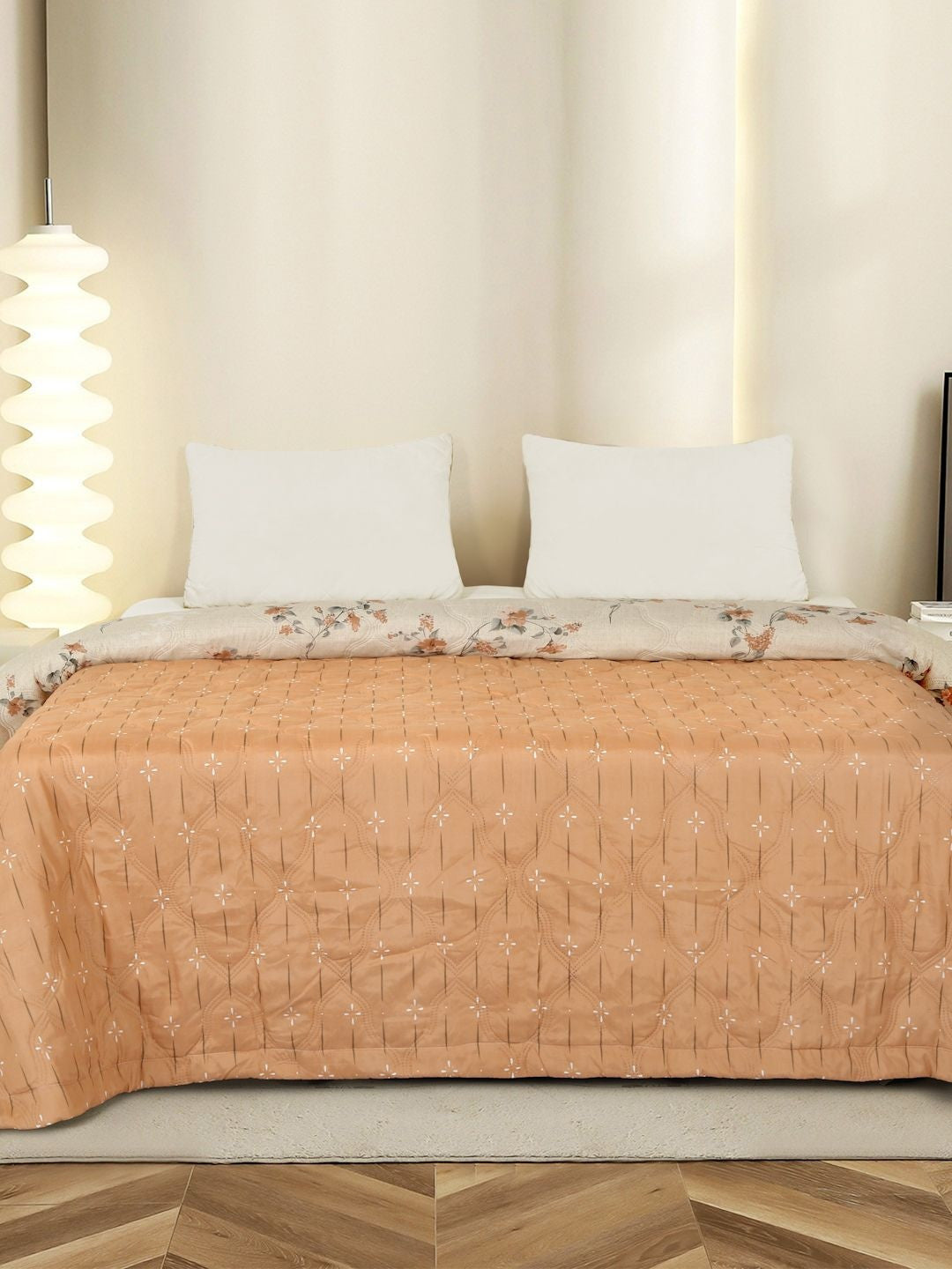 Rust & cream-coloured floral AC room dohar