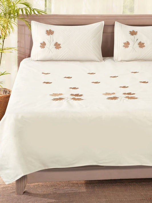 Cream-coloured bedsheet