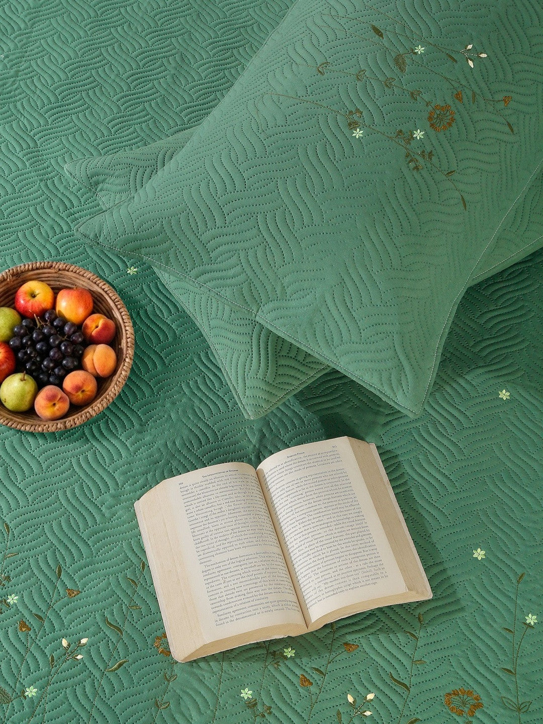 Green floral cotton double bed - queen bed covers, green & gold