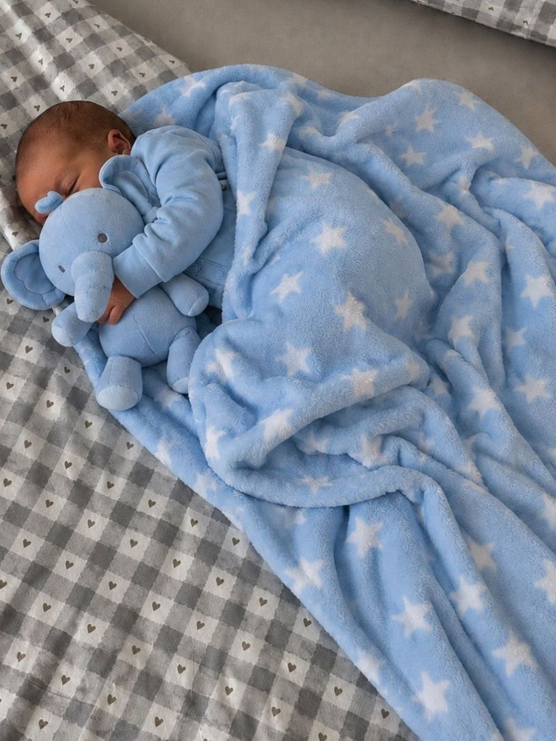 Blue geometric fleece AC room blanket